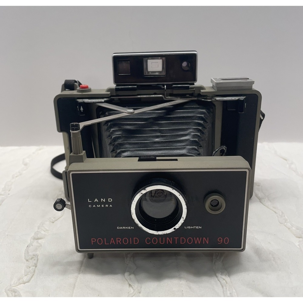 Polaroid‎ Countdown 90 Automatic Land Camera with Flash